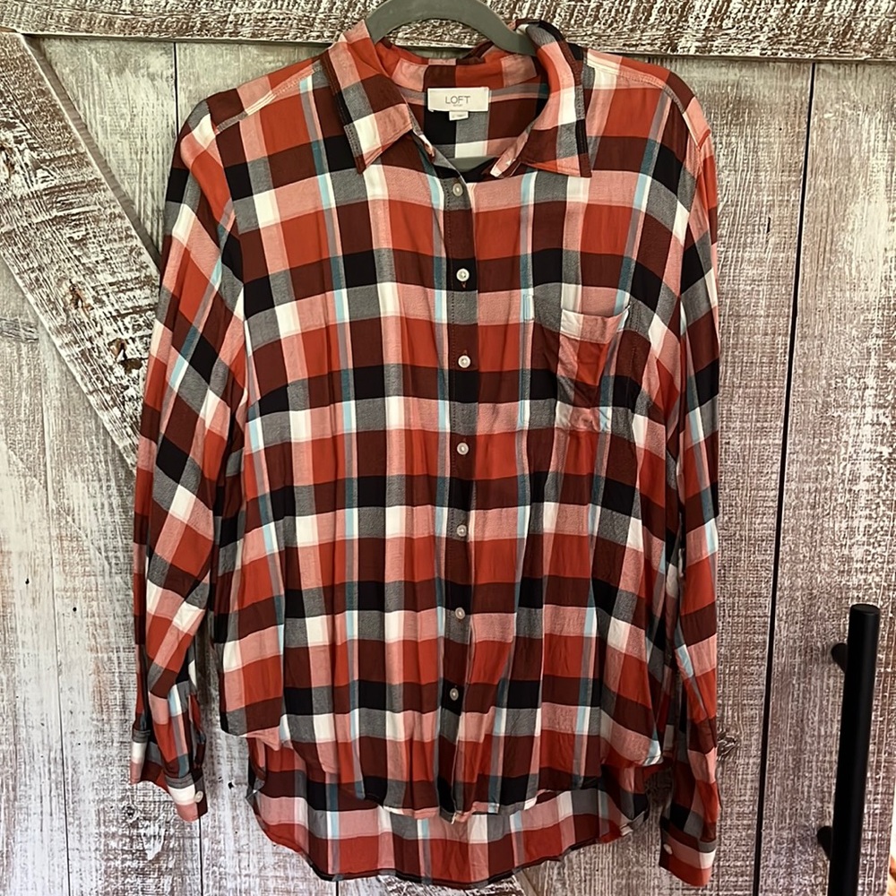 LOFT plaid button down shirt. Size large.